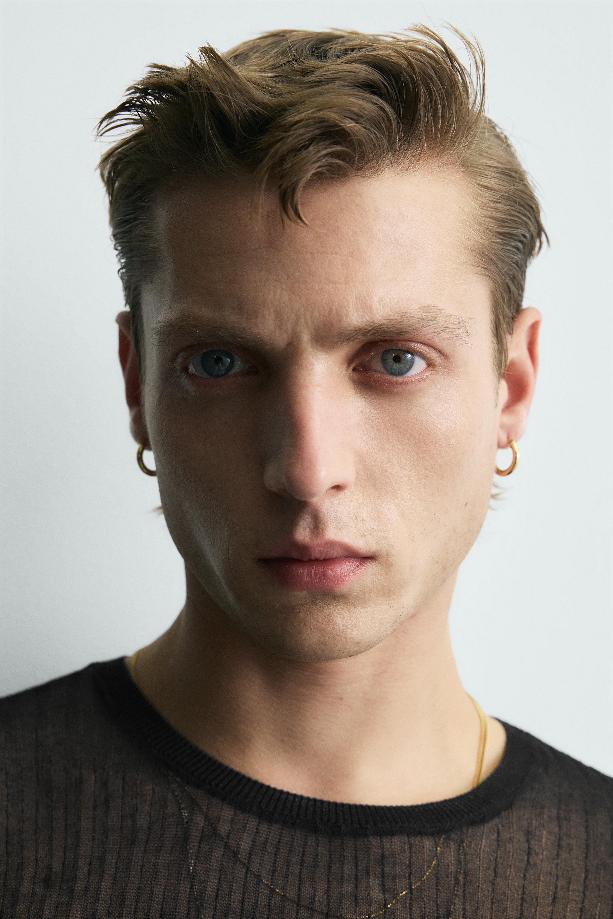 PULL SLIM FIT SEMI-TRANSPARENT